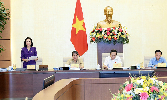 Phó Chủ tịch Quốc hội Nguyễn Thị Thanh phát biểu kết luận phiên họp. Ảnh: Lâm Hiển Phó Chủ tịch Quốc hội Nguyễn Thị Thanh phát biểu kết luận phiên họp. Ảnh: Lâm Hiển