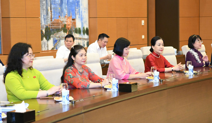 Các đại biểu tại cuộc gặp mặt. Ảnh: Hồ Long cac-nu-dai-bieu-du-cuoc-gap-mat6-8454.jpg