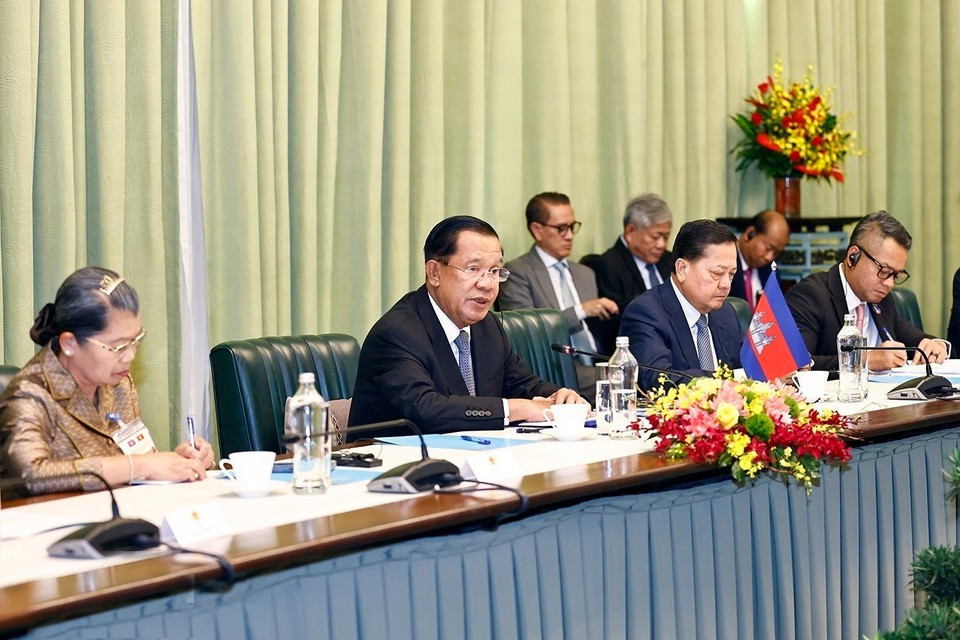 Chủ tịch Thượng viện Vương quốc Campuchia Samdech Techo Hun Sen phát biểu tại cuộc tiếp. Ảnh: Doãn Tấn - TTXVN ctqh-a4.jpg