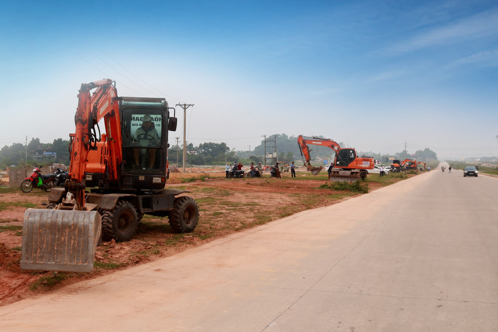 Dự án đường Bắc Sơn kéo dài đã được tái khởi động các hạng mục còn lại, phấn đấu đưa vào sử dụng trong năm 2025 Dự án đường Bắc Sơn kéo dài đã được tái khởi động các hạng mục còn lại, phấn đấu đưa vào sử dụng trong năm 2025