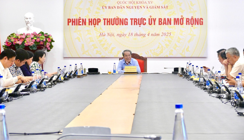 Toàn cảnh phiên họp img-1845-892.jpg