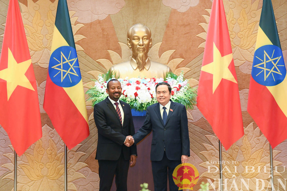 Chủ tịch Quốc hội Trần Thanh Mẫn hội kiến Thủ tướng Cộng hòa Dân chủ Liên bang Ethiopia Abiy Ahmed Ali. Ảnh: Lâm Hiển Chủ tịch Quốc hội Trần Thanh Mẫn hội kiến Thủ tướng Cộng hòa Dân chủ Liên bang Ethiopia Abiy Ahmed Ali. Ảnh: Lâm Hiển