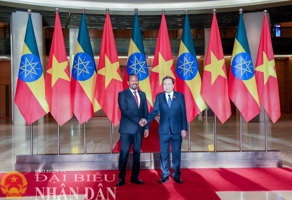 Chủ tịch Quốc hội Trần Thanh Mẫn và Thủ tướng Cộng hòa Dân chủ Liên bang Ethiopia Abiy Ahmed Ali. Ảnh: Lâm Hiển Chủ tịch Quốc hội Trần Thanh Mẫn và Thủ tướng Cộng hòa Dân chủ Liên bang Ethiopia Abiy Ahmed Ali. Ảnh: Lâm Hiển