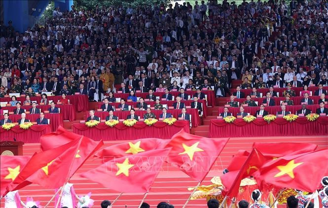 Các đại biểu dự lễ kỷ niệm. Ảnh: TTXVN giai-phong.jpg