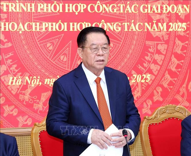 Bí thư Trung ương Đảng, Trưởng Ban Tuyên giáo và Dân vận Trung ương Nguyễn Trọng Nghĩa phát biểu tại Lễ ký kết. Ảnh: Phương Hoa/TTXVN Bí thư Trung ương Đảng, Trưởng Ban Tuyên giáo và Dân vận Trung ương Nguyễn Trọng Nghĩa phát biểu tại Lễ ký kết. Ảnh: Phương Hoa/TTXVN