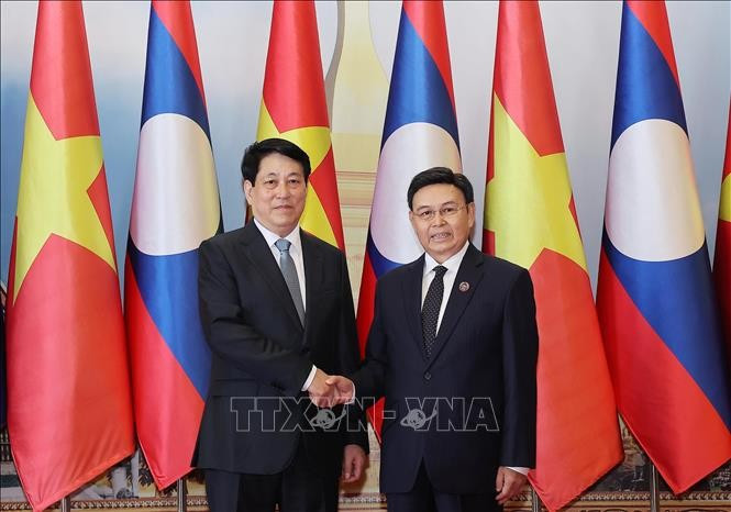 Chủ tịch Quốc hội Lào Saysomphone Phomvihane và Chủ tịch nước Lương Cường. Ảnh: Lâm Khánh/TTXVN Chủ tịch Quốc hội Lào Saysomphone Phomvihane và Chủ tịch nước Lương Cường. Ảnh: Lâm Khánh/TTXVN