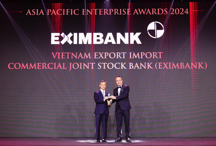 Eximbank đã vinh dự được trao giải thưởng "Doanh nghiệp xuất sắc Châu Á - Asia Pacific Enterprise Awards (APEA)" năm 2024 z6237101509074-e8c39140171e0ef2670f7a67828beec5.jpg