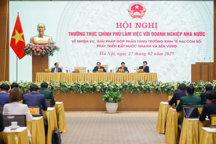 Thủ tướng Chính phủ Phạm Minh Chính chủ trì Hội nghị Thường trực Chính phủ làm việc với doanh nghiệp Nhà nước a1-1.jpg