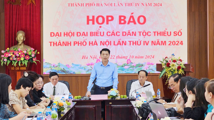 Trưởng Ban Dân tộc thành phố Hà Nội Nguyễn Nguyên Quân phát biểu tại buổi họp báo img-6345-4411-4973.jpeg