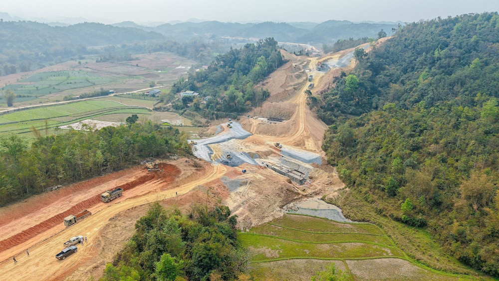Thi công dự án Đồng Đăng - Trà Lĩnh tại gói thầu Km8+500-Km16+000 (xã Bắc Việt, huyện Văn Lãng, tỉnh Lạng Sơn) thi-cong-du-an-dong-dang-tra-linh-tai-goi-thau-km8500-km16000-xa-bac-viet-huyen-van-lang-tinh-lang-son.jpg