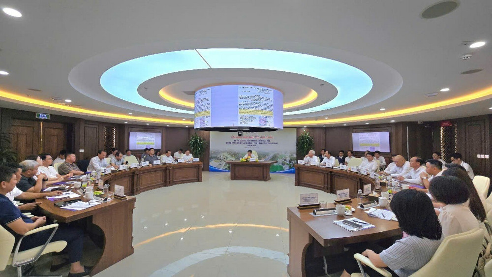 Quang cảnh hội nghị toan-canh.jpg