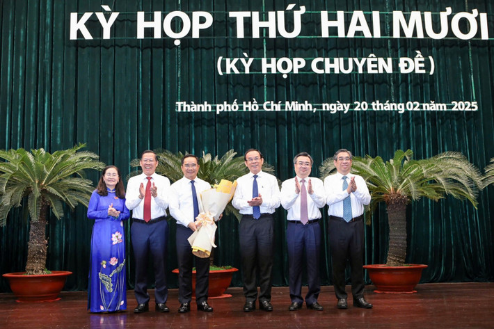 Lãnh đạo TP. Hồ Chí Minh chúc mừng tân Chủ tịch Nguyễn Văn Được tanchutich-4-86103.jpg
