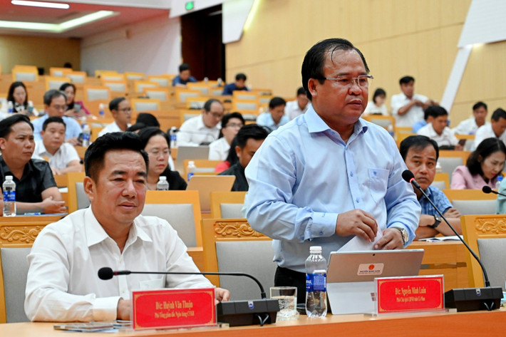 Các đại biểu tham luận tại Hội nghị 5871.jpg