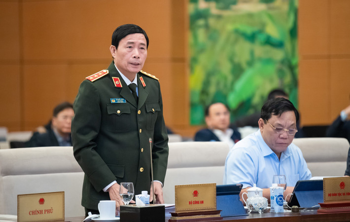 Thứ trưởng Bộ Công an Lê Quốc Hùng. Ảnh: Hồ Long e52140eb30209e029a6e783957bb90b6.jpg