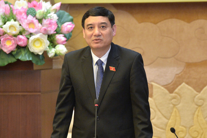 Chủ nhiệm Ủy ban Văn hóa và Xã hội Nguyễn Đắc Vinh phát biểu Chủ nhiệm Ủy ban Văn hóa và Xã hội Nguyễn Đắc Vinh phát biểu