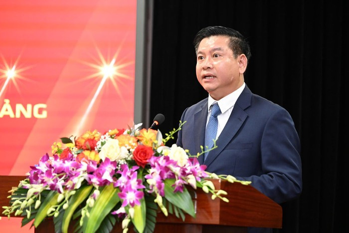 PGS.TS Đinh Văn Châu phát biểu tại lễ trao giải 2.jpg