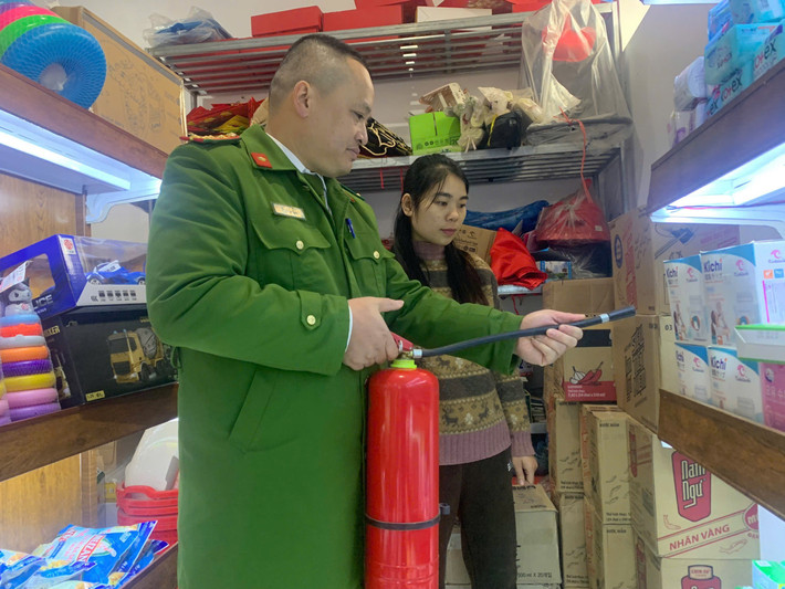 Lực lượng công an xã chính quy có nghiệp vụ bài bản góp phần bảo đảm tốt an ninh, trật tự ở cơ sở Lực lượng công an xã chính quy có nghiệp vụ bài bản góp phần bảo đảm tốt an ninh, trật tự ở cơ sở