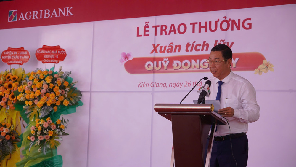 Phó Bí thư Huyện ủy, Chủ tịch UBND huyện Châu Thành, tỉnh Kiên Giang Nguyễn Văn Nam phát biểu. anh-4-5.jpg