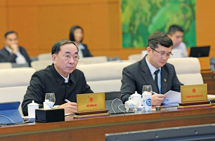 Các đại biểu tham dự phiên họp Các đại biểu tham dự phiên họp