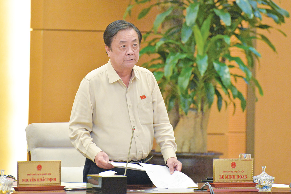 Phó Chủ tịch Quốc hội Lê Minh Hoan điều hành phiên họp. Ảnh: Hồ Long pctqh-le-minh-hoan1.jpg