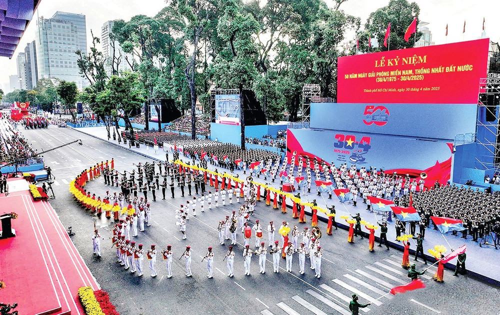 TP. Hồ Chí Minh đang đứng trước cơ hội chuyển mình mạnh mẽ, khẳng đinh vị thế của thành phố mang tên Bác trong cuộc cách mạng AI. Ảnh: Duy Linh n3-6469.jpg