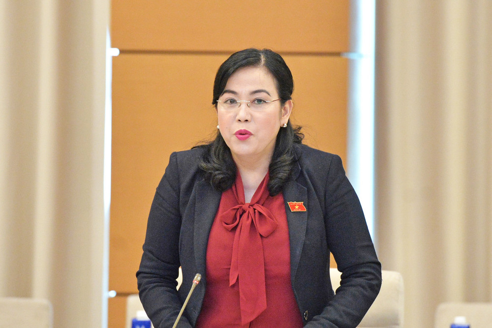 Chủ nhiệm Ủy ban Công tác đại biểu Nguyễn Thanh Hải trình bày tóm tắt Tờ trình dự án Luật. Ảnh: Hồ Long cn-cong-tacdb1.jpg