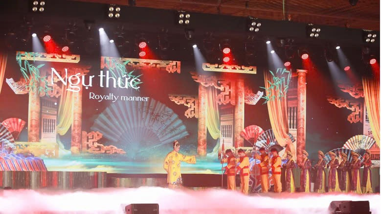 “Ngự Thức, một trong năm thức thưởng trà”. d7d78e26964d24137d5c.jpg