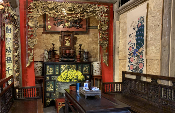 Không gian thờ phụng trang nghiêm, thể hiện tín ngưỡng của người dân đồng bằng Bắc Bộ Không gian thờ phụng trang nghiêm, thể hiện tín ngưỡng của người dân đồng bằng Bắc Bộ