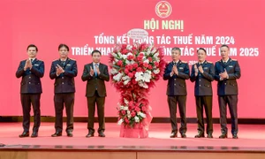 Lần đầu tiên ngành thuế cán mốc thu ngân sách nhà nước đạt 1,7 triệu tỷ đồng