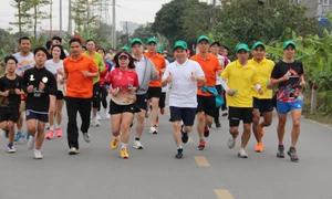 Các vận động viên trên đường chạy giải việt dã huyện An Lão năm 2025. Ảnh: Việt Cường