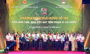 BIDV ủng hộ 100 tỷ đồng chung tay xóa nhà tạm, nhà dột nát 