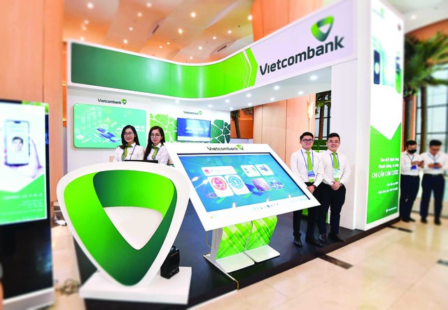 Khu trưng bày của Vietcombank tại Triển lãm Ngày chuyển đổi số ngành ngân hàng năm 2022. Nguồn: VCB Khu trưng bày của Vietcombank tại Triển lãm Ngày chuyển đổi số ngành Ngân hàng năm 2022. Nguồn: VCB