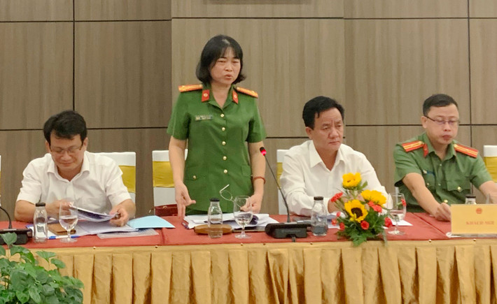 Phó Hiệu trưởng Trường Giáo dưỡng số 03, Bộ Công an Trần Thị Bích Ngọc phát biểu tại tọa đàm Tọa đàm “Lấy ý kiến phục vụ việc chỉnh lý dự thảo Luật Tư pháp người chưa thành niên” -0