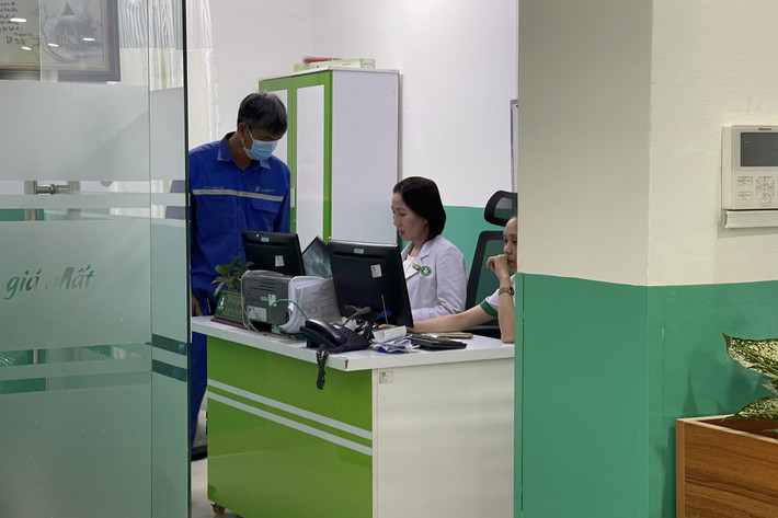 Dù UBND TP Thủ Dầu Một đồng ý cho Bệnh viện Medic Bình Dương hoạt động tầng 1 nhưng bệnh viện tổ chức hoạt động tất cả các tầng. Ảnh: Văn Dũng. Bệnh viện Đa khoa Medic Bình Dương vi phạm quy định phòng cháy chữa cháy nhiều năm liền -0