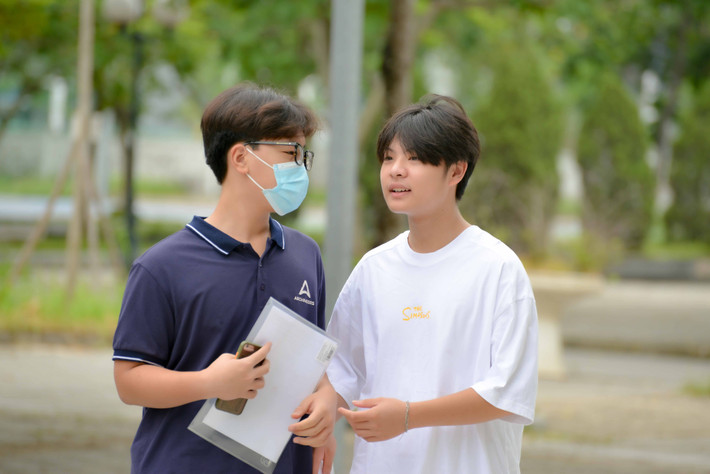 Hà Nội: Công bố điểm thi vào 10 THPT công lập năm 2023 ảnh 1 Hà Nội: Công bố điểm thi vào 10 THPT công lập -0