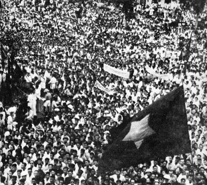 Từ Nhân dân mà ra, vì Nhân dân mà chiến đấu ảnh 1 Đến ngày 28.8.1945, cuộc Tổng khởi nghĩa giành chính quyền trong cả nước cơ bản hoàn thành - Ảnh tư liệu