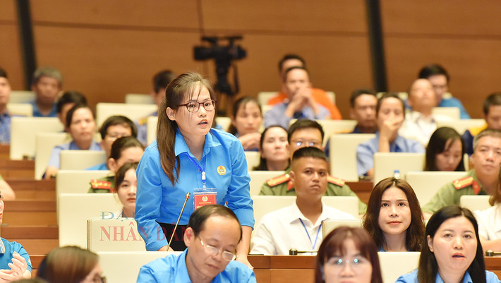 Tiếp tục quan tâm cải thiện đời sống vật chất, tinh thần của người lao động ảnh 2 Tiếp tục quan tâm cải thiện đời sống vật chất, tinh thần của người lao động -0