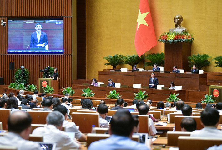 Chủ tịch Quốc hội Trần Thanh Mẫn: Tiếp tục hoàn thiện pháp luật về thương mại điện tử, bảo vệ người tiêu dùng ảnh 4 Chủ tịch Quốc hội Trần Thanh Mẫn: Tiếp tục hoàn thiện pháp luật về thương mại điện tử, bảo vệ người tiêu dùng -0