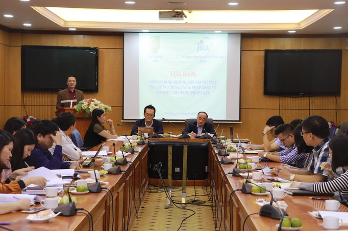 Tọa đàm Một số định hướng lớn trong việc xây dựng chính sách, pháp luật về tổ chức thi hành pháp luật Tọa đàm Một số định hướng lớn trong việc xây dựng chính sách, pháp luật về tổ chức thi hành pháp luật