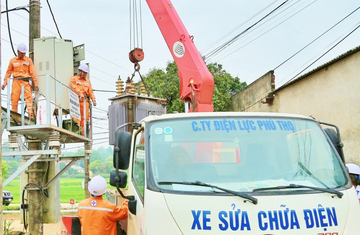 Phú Thọ: Nhiều giải pháp sáng tạo giảm tổn thất điện năng ảnh 2 thực hiện nhiều giải pháp để giảm tổn thất điện năng -0