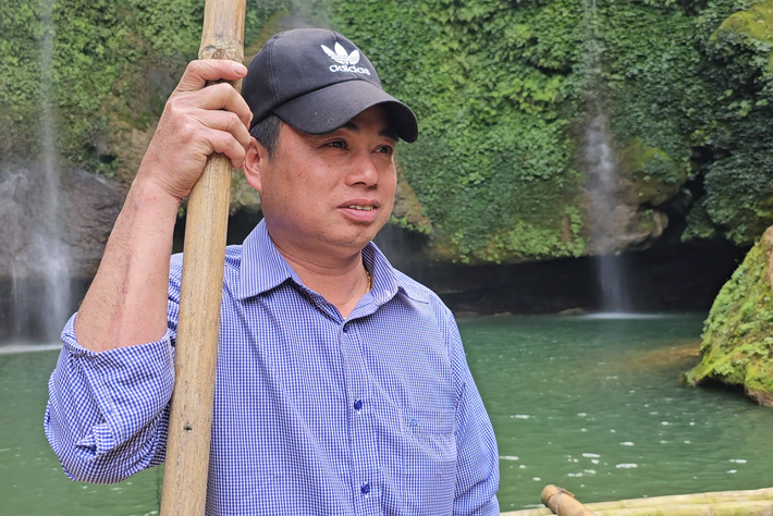 Đã 5 năm kể từ khi thác Nàng Tiên bắt đầu khai thác du lịch, anh Ngần Văn Liền là người đảm nhận công việc cho thuê bè nổi để du khách check-in, anh Liền cho biết, khoảng tháng 3 trở đi là mùa đông khách nhất tại đây, còn muốn ngắm dòng thác đẹp nhất là vào khoảng tháng 4, tháng 5 khi bắt đầu vào mùa mưa. Ngắm thác Nàng Tiên đẹp mê mẩn giữa đất trời Sơn La -0