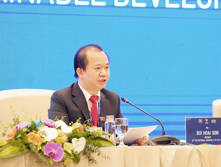 Bảo đảm trao quyền cho thanh niên trong thúc đẩy tôn trọng đa dạng văn hóa ảnh 1 Bảo đảm trao quyền cho thanh niên trong thúc đẩy tôn trọng đa dạng văn hóa -1