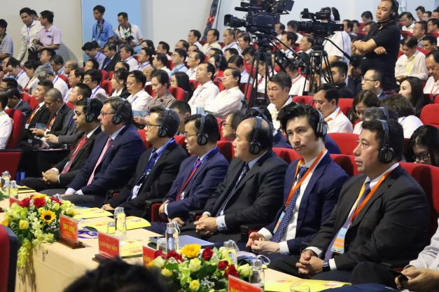 Hội nghị thu hút đông đảo đại biểu, doanh nghiệp trong và ngoài nước Trao Quyết định chủ trương đầu tư cho 7 nhà đầu tư -0