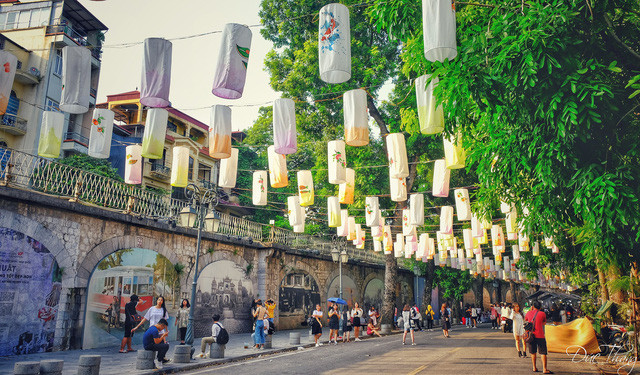 Hà Nội cần quan tâm mở rộng những không gian công cộng, sáng tạo. Ảnh: kinhtedothi.vn Hà Nội cần quan tâm mở rộng những không gian công cộng, sáng tạo - Ảnh: kinhtedothi.vn
