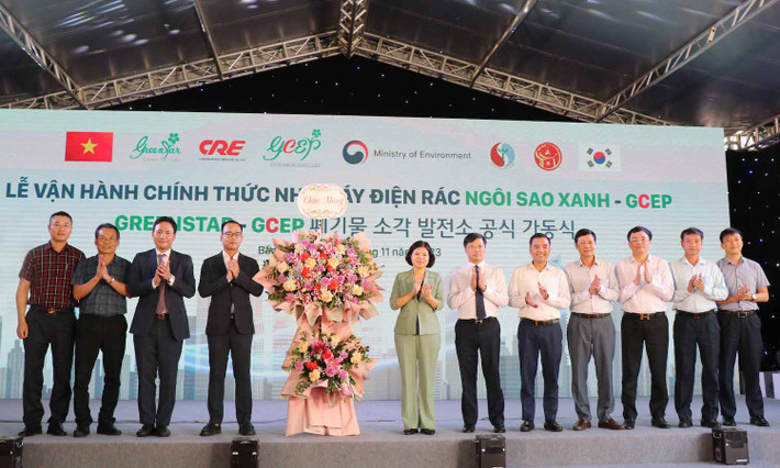 Vận hành nhà máy điện rác Ngôi Sao Xanh-GCEP ảnh 1 Lễ vận hành chính thức Nhà máy điện rác Ngôi Sao Xanh - GCEP. Ảnh: Hoàng Nga