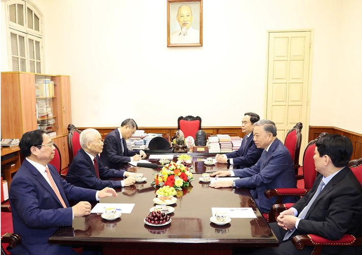 Tổng Bí thư Nguyễn Phú Trọng chủ trì cuộc họp lãnh đạo chủ chốt ảnh 1 THÔNG BÁO KẾT QUẢ LÀM VIỆC CUỘC HỌP LÃNH ĐẠO CHỦ CHỐT -0