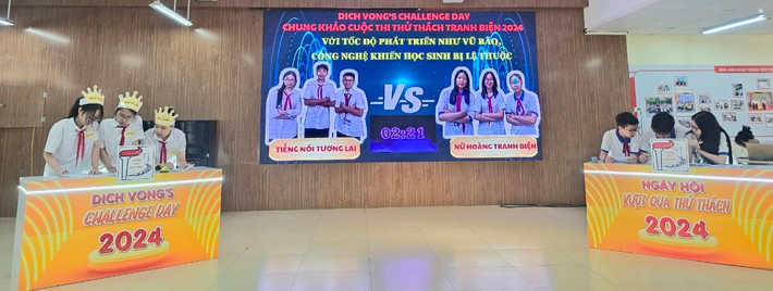 Học sinh chia đội, thi tranh biện tiếng Anh Thúc đẩy sự phát triển toàn diện của học sinh -0