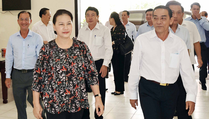 Chủ tịch Quốc hội Nguyễn Thị Kim Ngân tiếp xúc cử tri huyện Phong Điền, TP Cần Thơ Ảnh: Trọng Đức Chủ tịch Quốc hội Nguyễn Thị Kim Ngân tiếp xúc cử tri huyện Phong Điền, TP Cần Thơ Ảnh: Trọng Đức