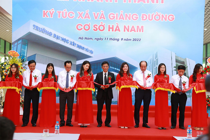 Lễ khánh thành Công trình ký túc xá và giảng đường Trường Đại học Xây dựng Hà Nội - Cơ sở Hà Nam ảnh 1 Lễ khánh thành Công trình ký túc xá và giảng đường Trường Đại học Xây dựng Hà Nội - Cơ sở Hà Nam -2