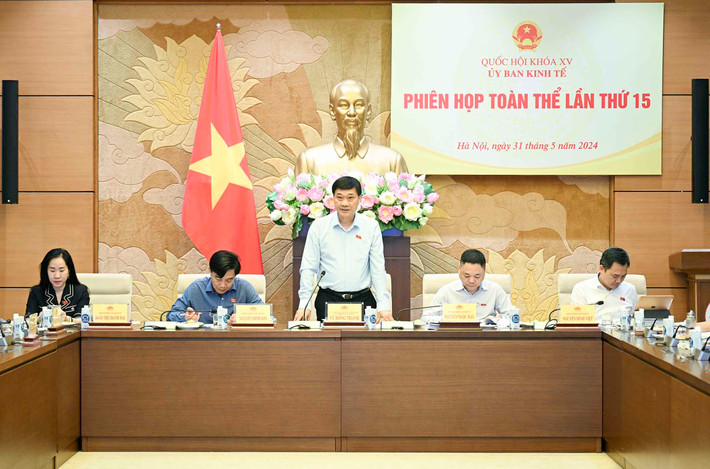 Ủy ban Kinh tế họp toàn thể, cho ý kiến 2 Tờ trình về quy hoạch Thủ đô ảnh 1 Ủy ban Kinh tế họp toàn thể, cho ý kiến 2 Tờ trình về quy hoạch Thủ đô